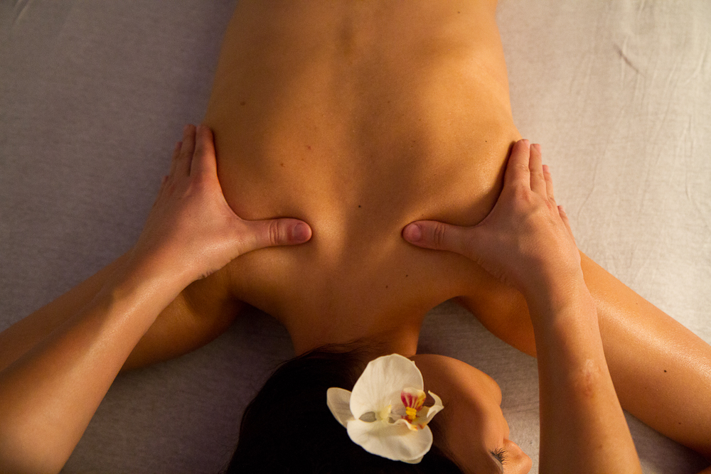 ORAH école de massages Lausanne ORAH Cours de massage, Kobido, Lomi Lomi, massage sportif massage assis, formations bien-être au centre Orah, école accréditée ASCA à Lausanne
