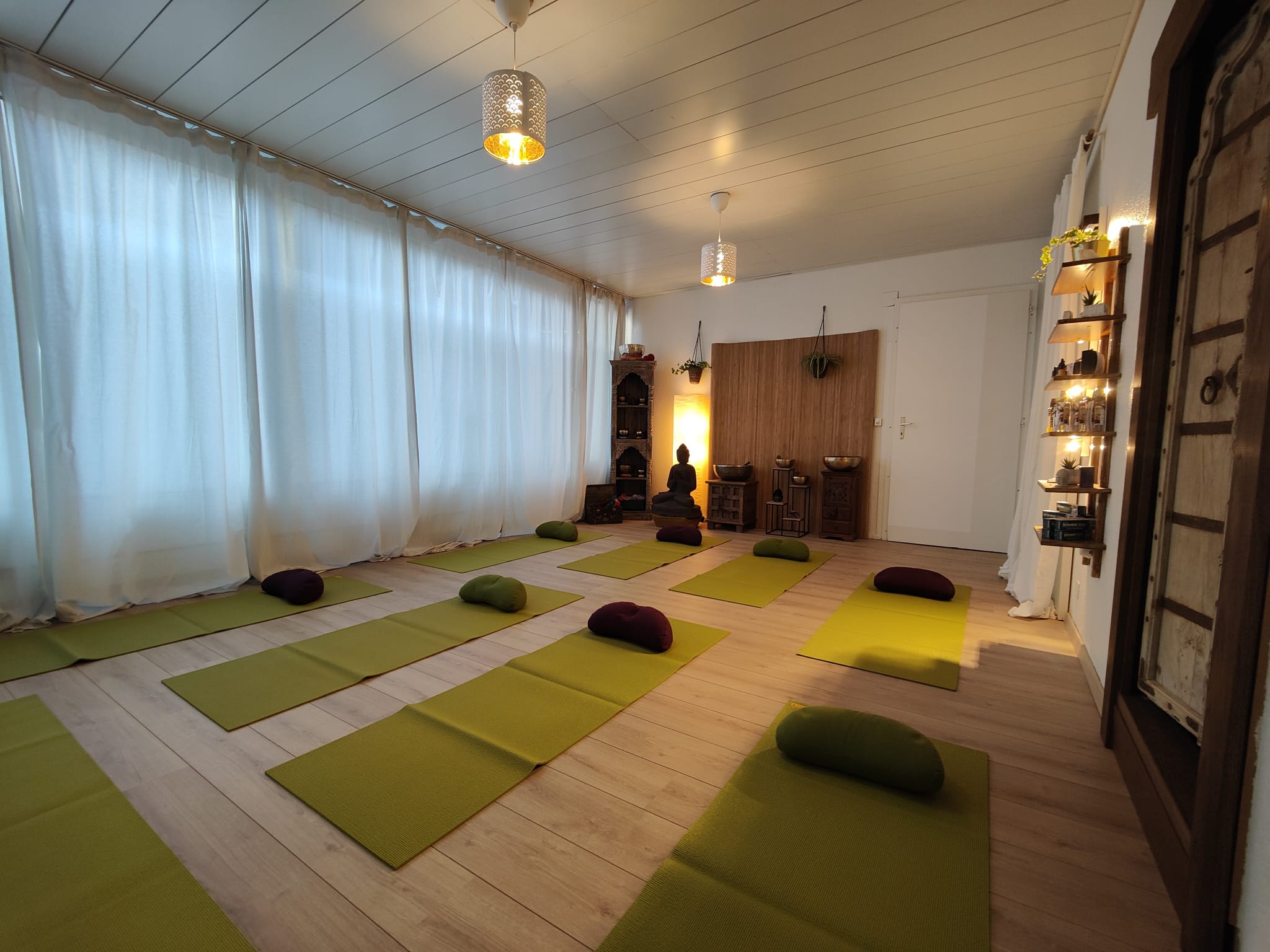 ORAH Cours de massage, Kobido, Lomi Lomi, massage sportif massage assis, formations bien-être au centre Orah, école accréditée ASCA à Lausanne