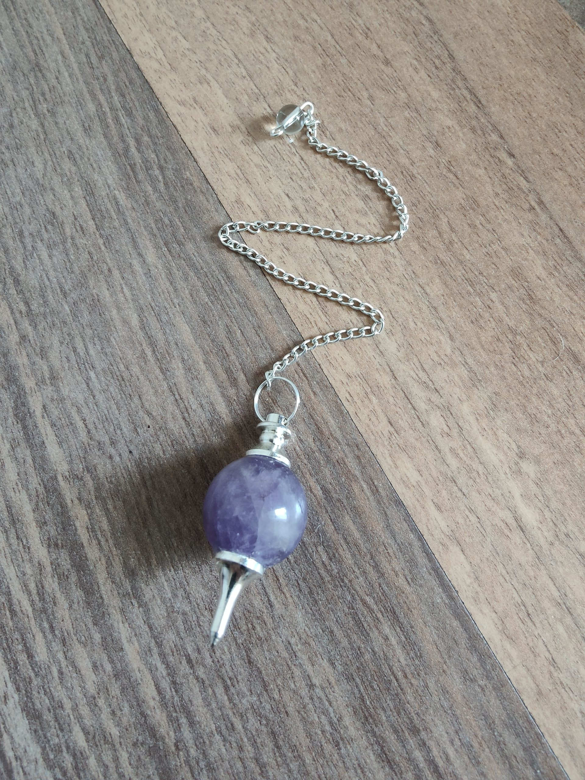 Pendule en améthyste Pendules, radiesthésie, Sauge, encens Sandalwood, bois précieux, dans notre boutique Pandorah, résine oliban Palo Santo